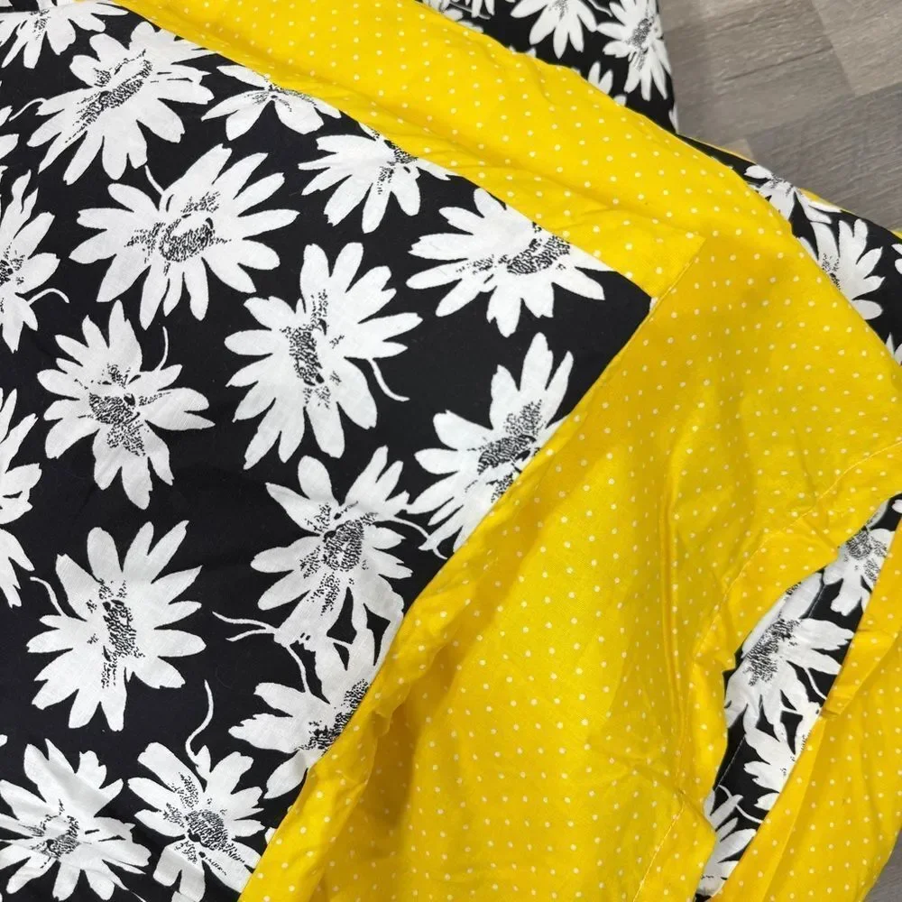 Daisies Polka Dot Duvet Bedding Set‎ Black White Yellow Twin